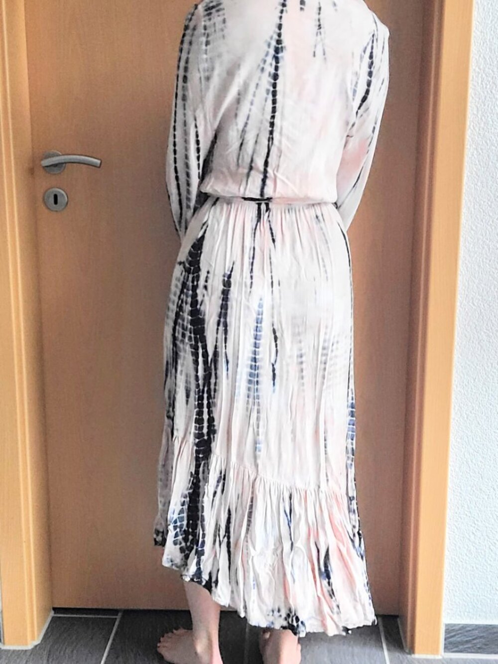 Young Fabulous & Broke Jillian Tie-Dye Faux Wrap Dress Peach, Navy Blue - Small - Picture 6 of 14